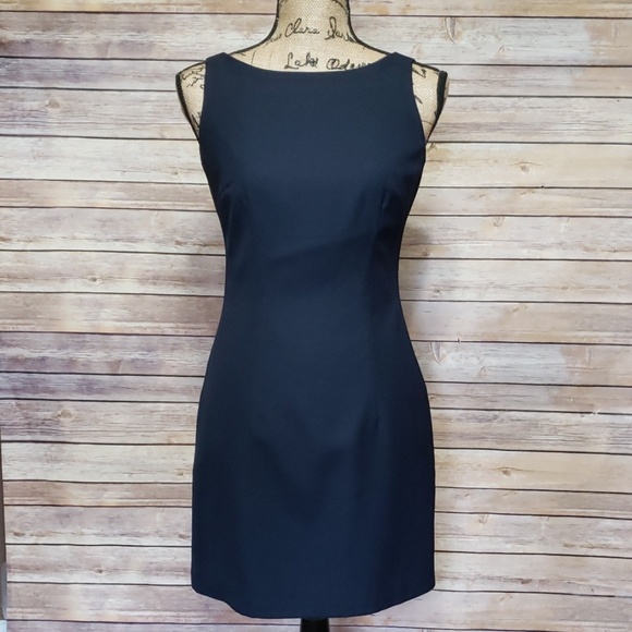 Laundry By Shelli Segal Dresses & Skirts - Laundry By Shelli Segal Sleevless Dress